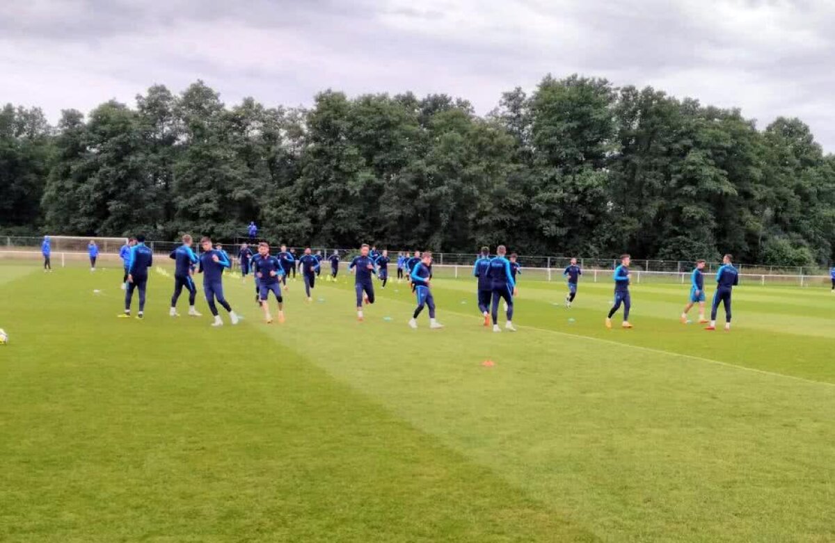 Corespondență GSP »  FOTO Un cantonament pitoresc » Viitorul lui Hagi se pregătește într-unul dintre cele mai spectaculoase locuri din Polonia rurală