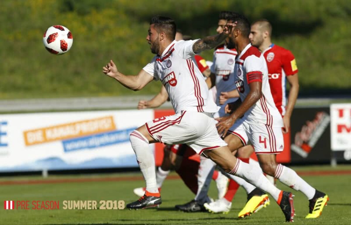 VIDEO+FOTO FC Botoșani, umilită în amical de o forță din campionatul Greciei » Atmosferă superbă la meci: fanii au aprins torțe și fumigene