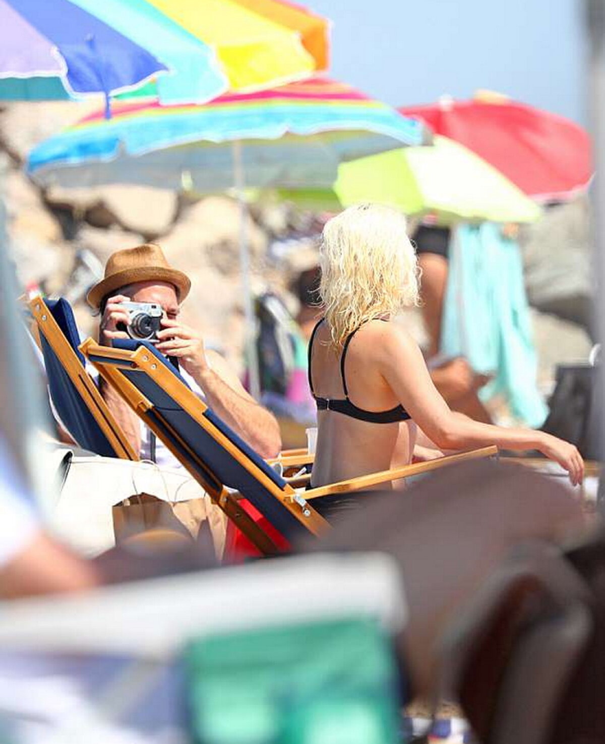 GALERIE FOTO Lady Gaga, la proba costumului de baie. Arată superb!