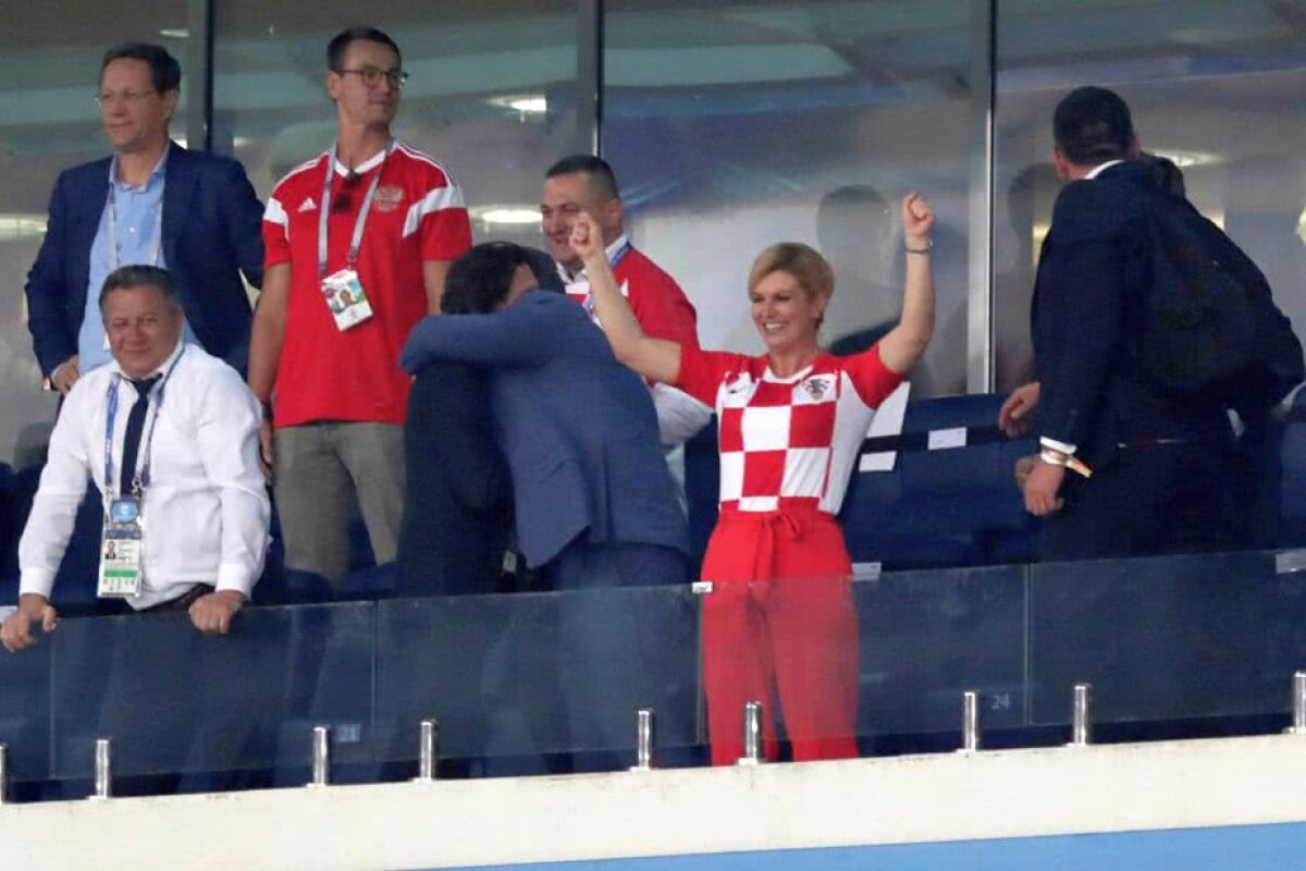 VIDEO Președintele Croației a făcut show după victoria cu Rusia! Kolinda Grabar-Kitarovic a mers în vestiar și a petrecut cu jucătorii