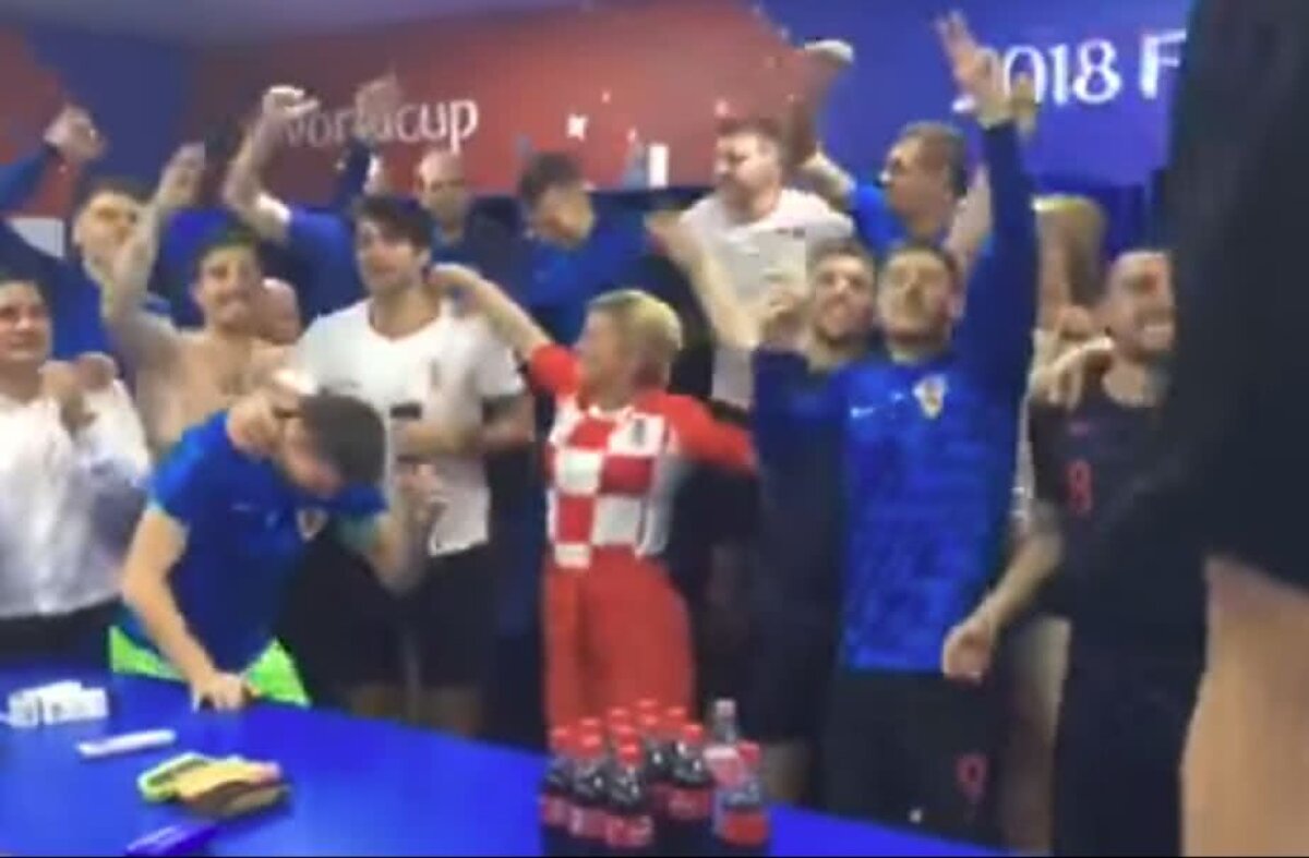 VIDEO Președintele Croației a făcut show după victoria cu Rusia! Kolinda Grabar-Kitarovic a mers în vestiar și a petrecut cu jucătorii