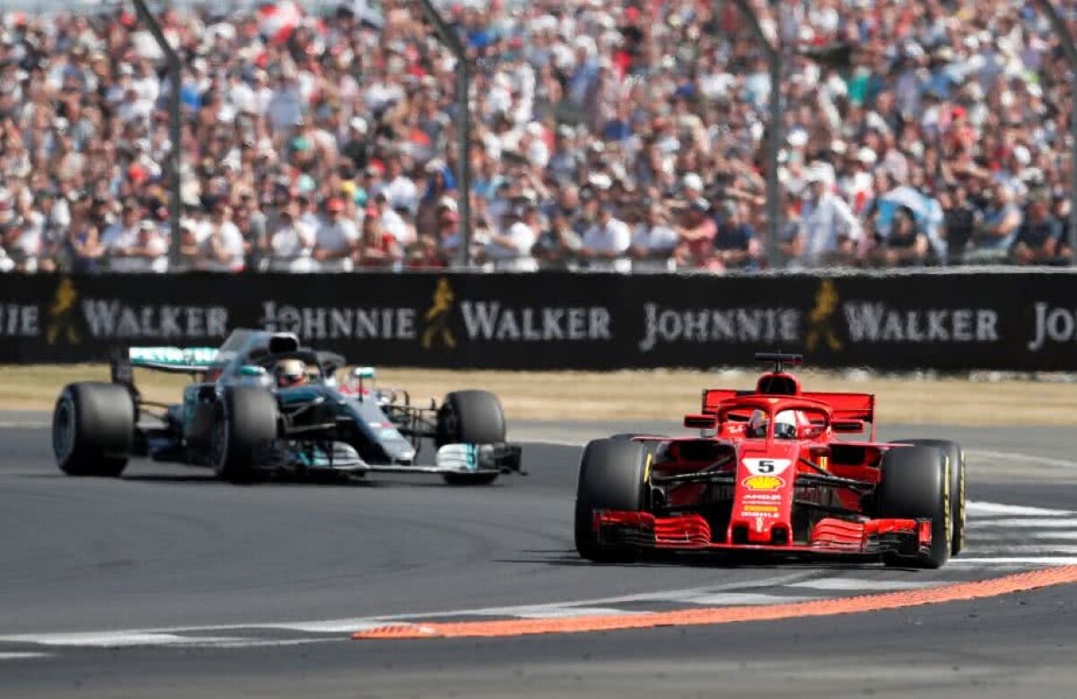 FOTO Cea mai spectaculoasă cursă a anului! Final palpitant la Silverstone: Sebastian Vettel câștigă acasă la Hamilton și se distanțează în clasamentul piloților. Britanicul, criticat