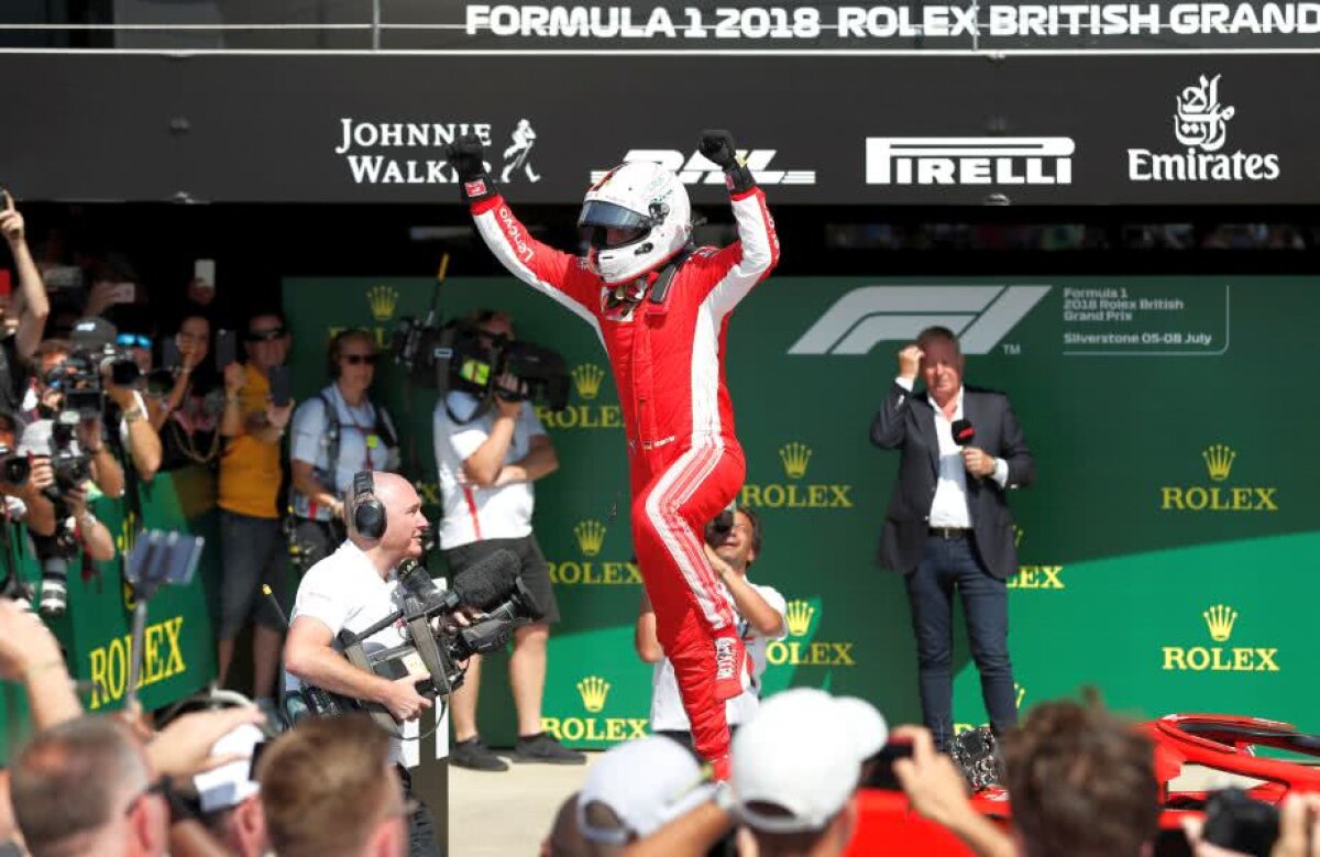 FOTO Cea mai spectaculoasă cursă a anului! Final palpitant la Silverstone: Sebastian Vettel câștigă acasă la Hamilton și se distanțează în clasamentul piloților. Britanicul, criticat