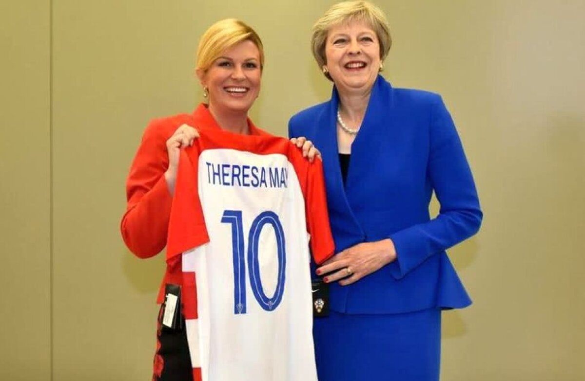 FOTO "Autogol" Anglia înaintea semifinalei cu Croația » Președinta Croației a "păcălit-o" pe Theresa May, premierul Marii Britanii