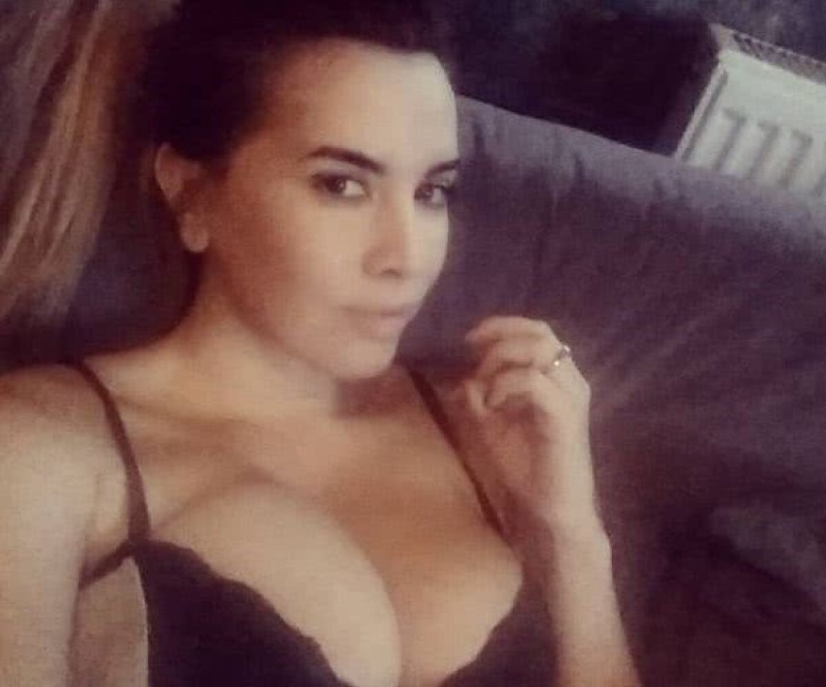 GALERIE FOTO A făcut sex pe gazon cu iubitul fotbalist, acum are o premoniție înaintea finalei CM: "Le-am spus tuturor!"