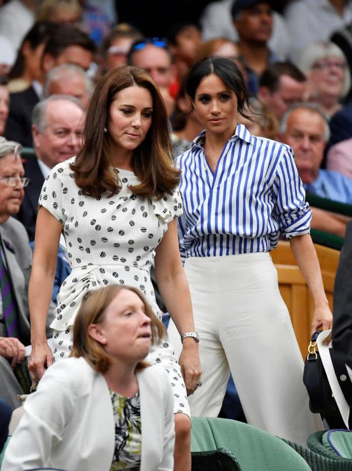 WIMBLEDON 2018. GALERIE FOTO Ducesele Meghan și Kate, apariții spectaculoase la Wimbledon » Au atras toate privirile în lojă