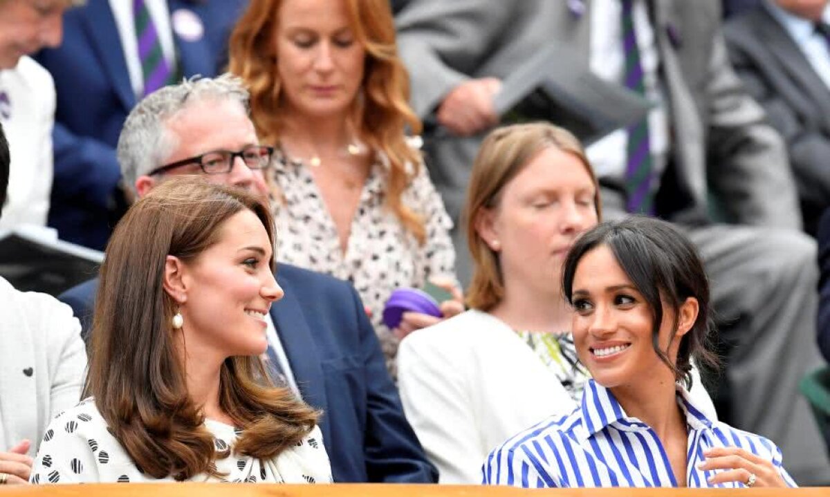 WIMBLEDON 2018. GALERIE FOTO Ducesele Meghan și Kate, apariții spectaculoase la Wimbledon » Au atras toate privirile în lojă