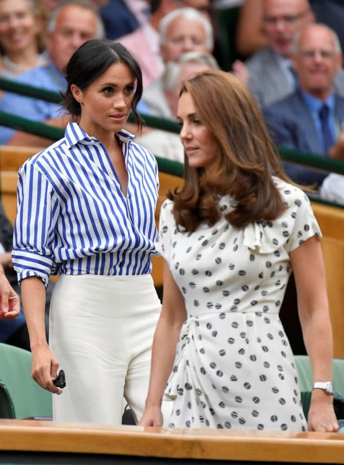 WIMBLEDON 2018. GALERIE FOTO Ducesele Meghan și Kate, apariții spectaculoase la Wimbledon » Au atras toate privirile în lojă