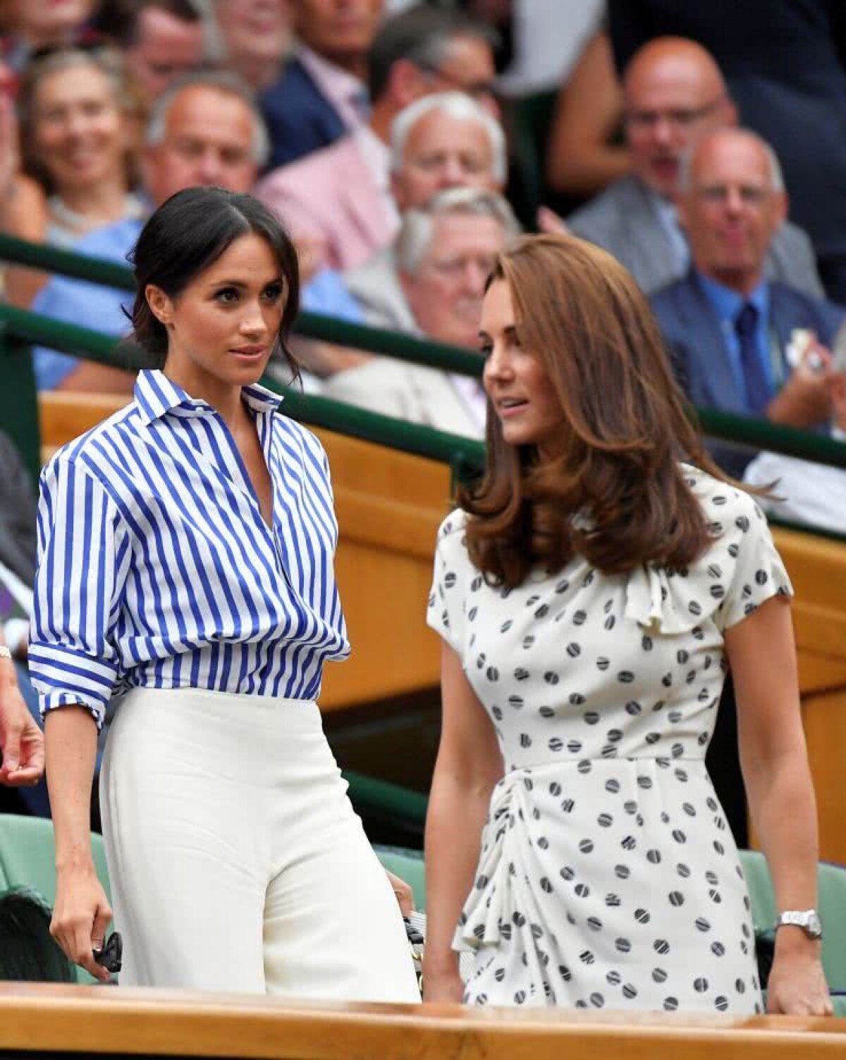 WIMBLEDON 2018. GALERIE FOTO Ducesele Meghan și Kate, apariții spectaculoase la Wimbledon » Au atras toate privirile în lojă