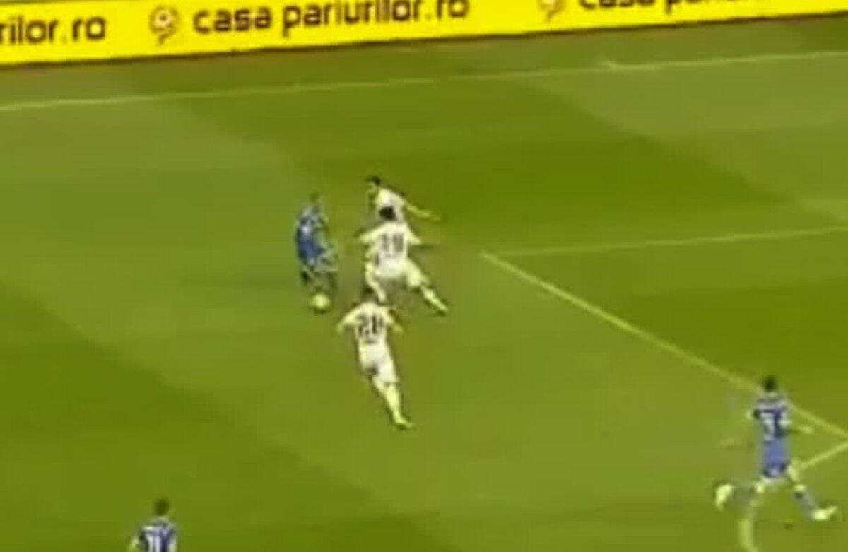 Supercupa României // GALERIE FOTO Sclipire de geniu a lui Mitriță în primul meci oficial al sezonului! Faza în imagini succesive