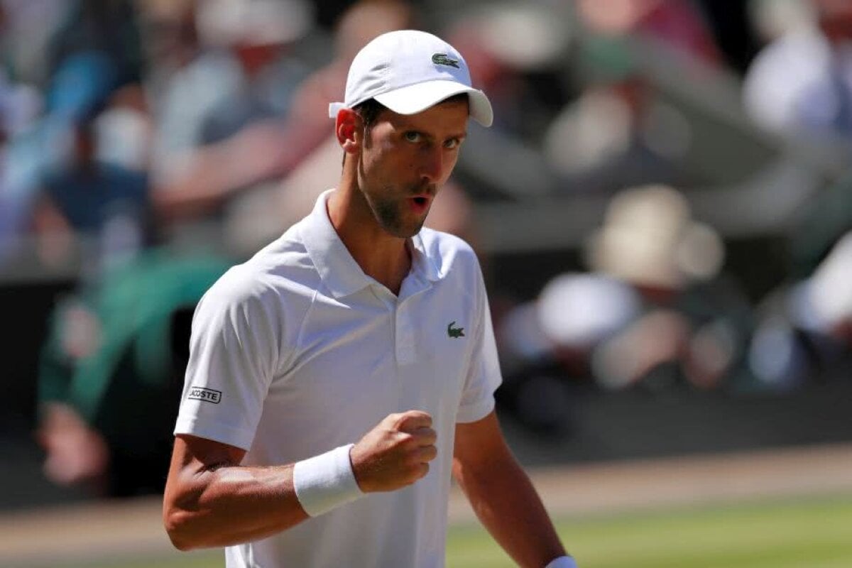 VIDEO+FOTO Novak Djokovic câștigă al 4-lea titlu pe iarba de la Wimbledon! Tenis PERFECT prestat în fața lui Kevin Anderson + Moment emoționant la final