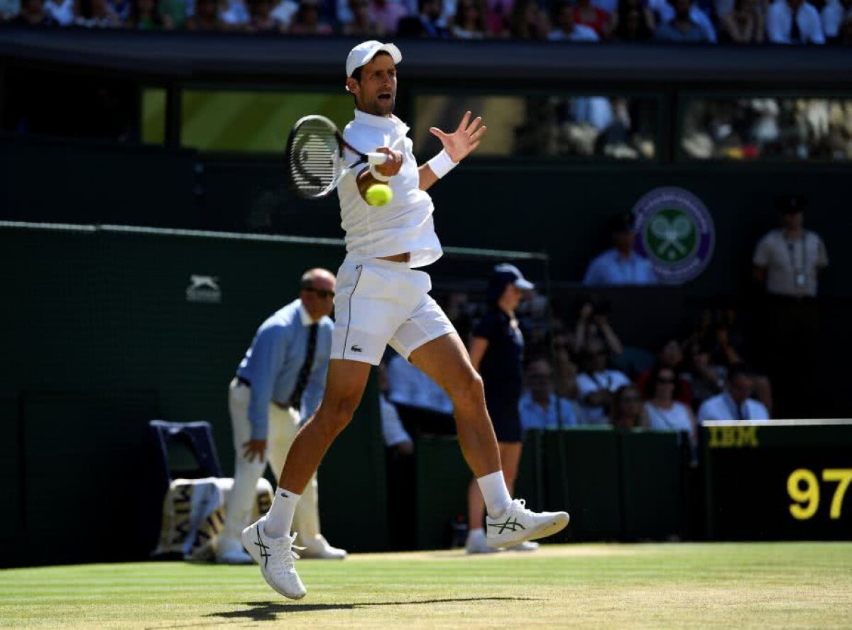 VIDEO+FOTO Novak Djokovic câștigă al 4-lea titlu pe iarba de la Wimbledon! Tenis PERFECT prestat în fața lui Kevin Anderson + Moment emoționant la final