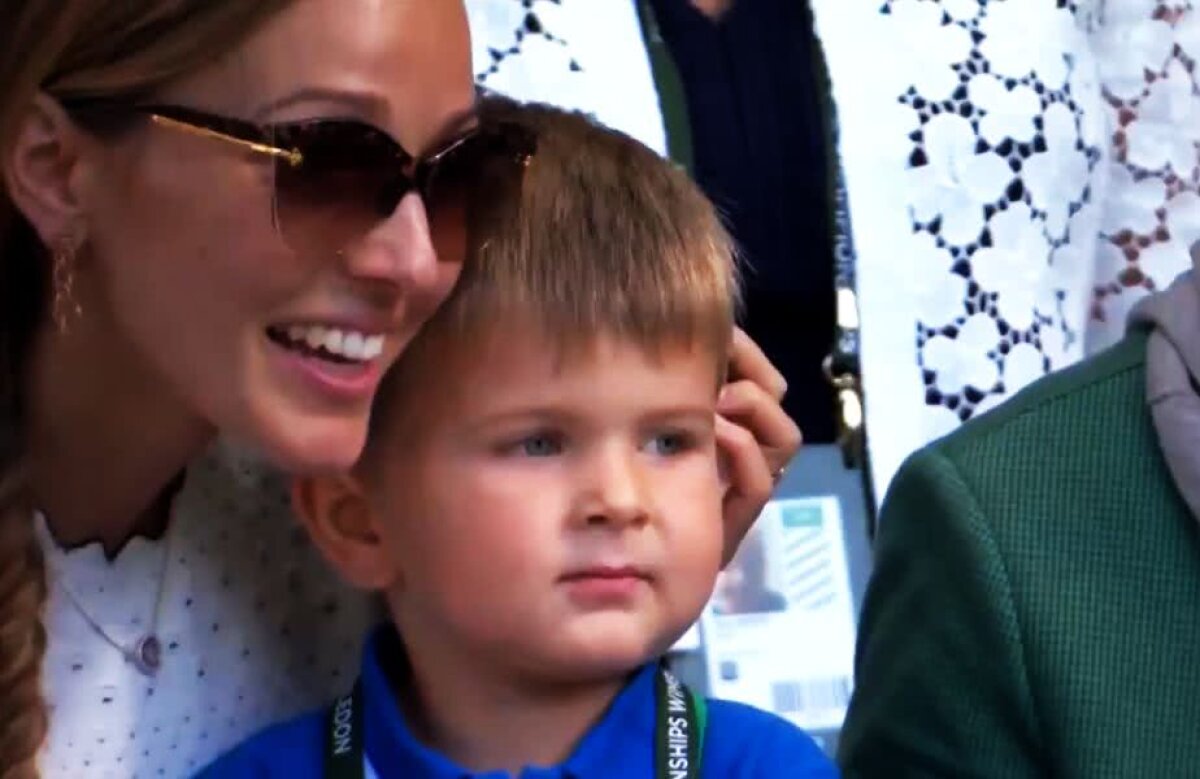 VIDEO+FOTO Novak Djokovic câștigă al 4-lea titlu pe iarba de la Wimbledon! Tenis PERFECT prestat în fața lui Kevin Anderson + Moment emoționant la final