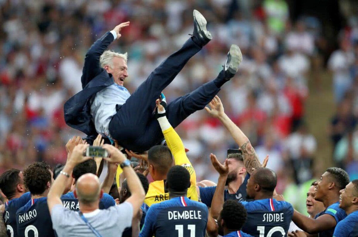 FOTO Deschamps, inclus într-un trio unicat în lumea fotbalului! Performanță fantastică: "Timp de 4 ani vom fi pe acoperișul lumii"