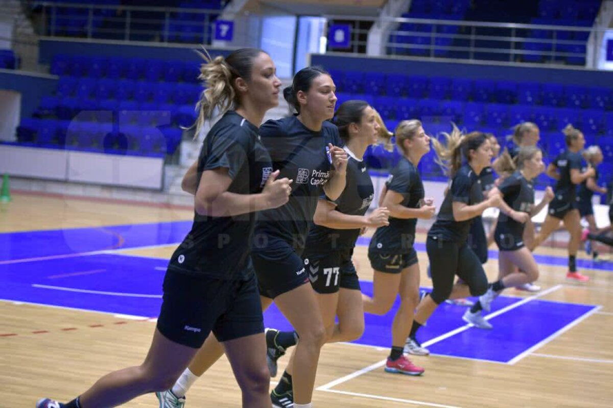 VIDEO + FOTO CSM București s-a reunit azi » Fetele au fost băgate în ședință de Gabi Szabo, apoi au dat testul "beep" 