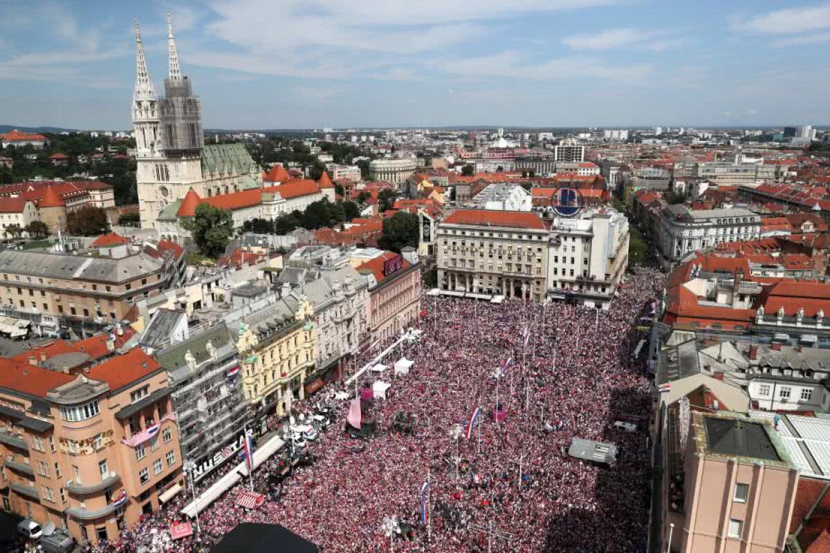 VIDEO+FOTO Imagini fabuloase de la Zagreb » Peste 100.000 de persoane au celebrat performanța naționalei Croației! Din '96 n-au mai fost atâția oameni pe străzi