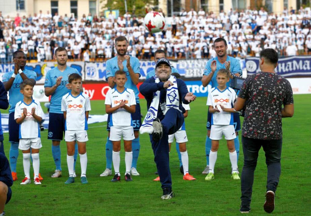 GALERIE FOTO Opulență în Belarus: Maradona, zeu și în Brest! Paradă în toată regula + cadou fabulos la învestire