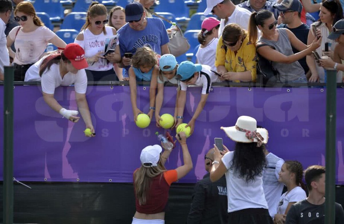 GALERIE FOTO Simona Halep, apariție de senzație la BRD Bucharest Open » Lângă cine a văzut meciurile