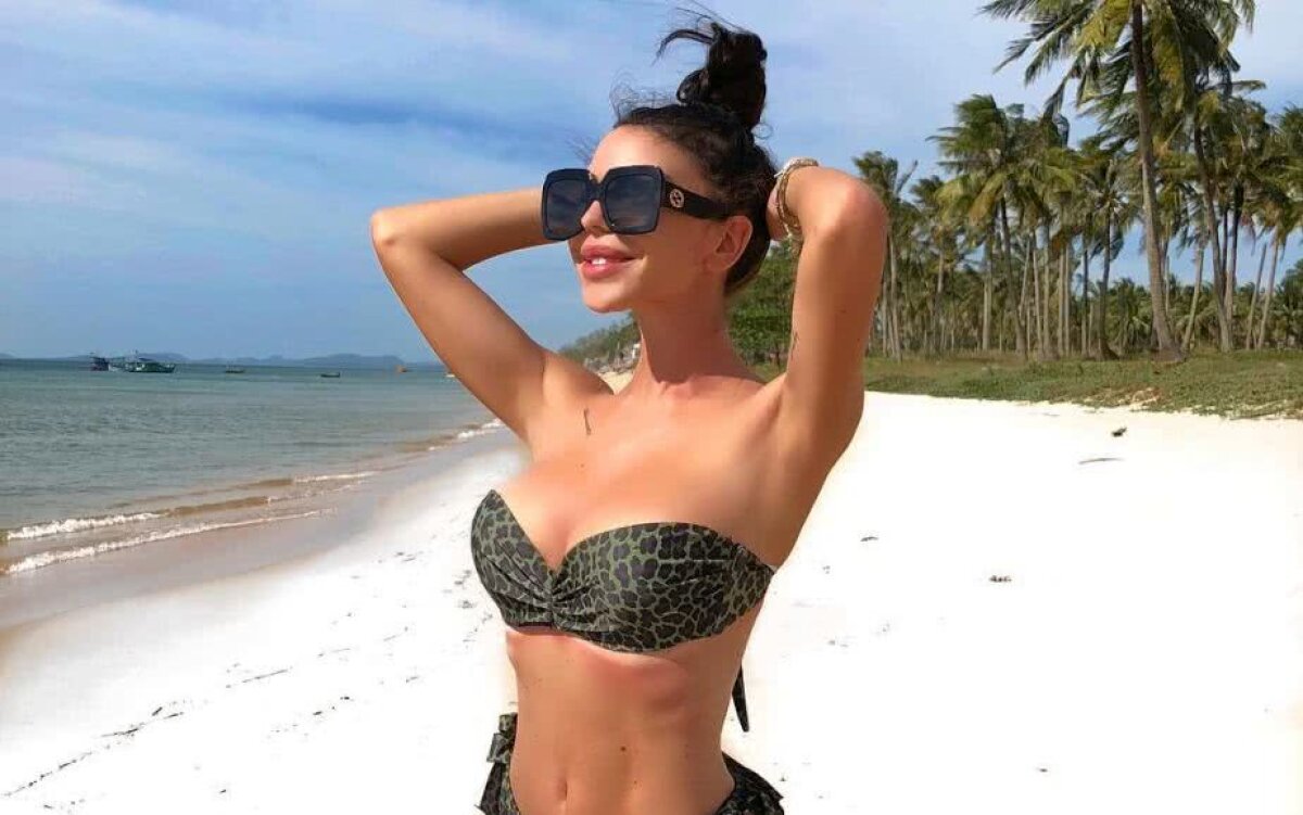 GALERIE FOTO A renunțat TOTAL la haine! Profesoara de fitness votată cea mai hot apariție a verii