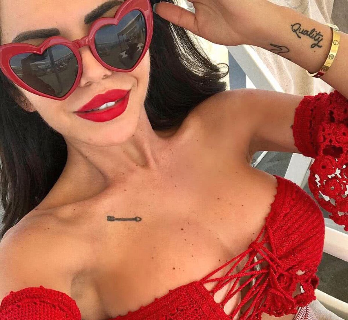 GALERIE FOTO A renunțat TOTAL la haine! Profesoara de fitness votată cea mai hot apariție a verii