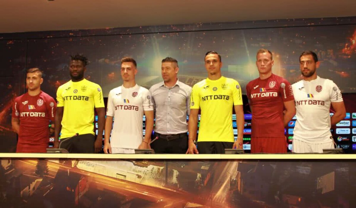 GALERIE FOTO CFR Cluj și-a prezentat ultimele achiziții » Cum arată noul echipament de joc al campioanei