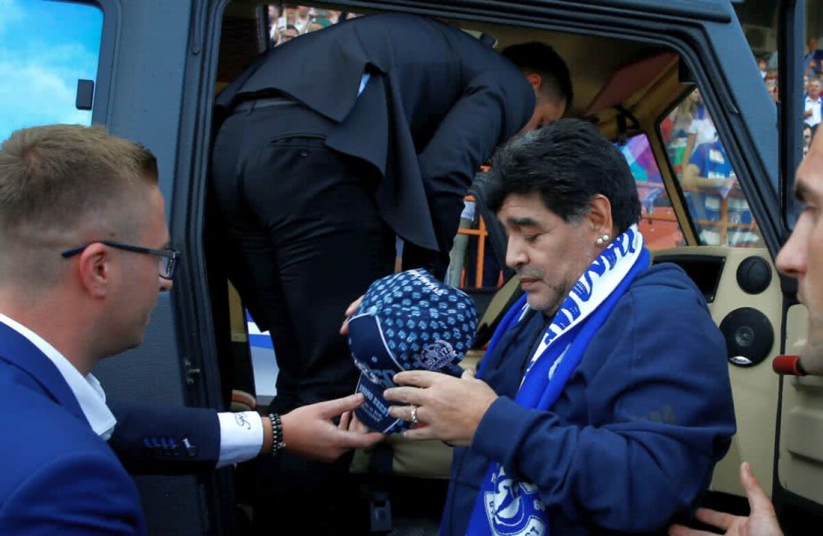 FOTO În ce lux va trăi Maradona la Minsk » Vilă de 20 de mil $, Rolls Royce și aeroport privat! Imaginile spun tot