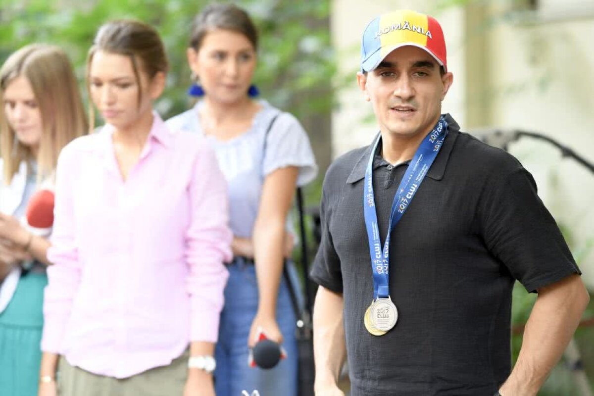 VIDEO+FOTO Marian Drăgulescu a protestat în fața MTS » A venit Poliția