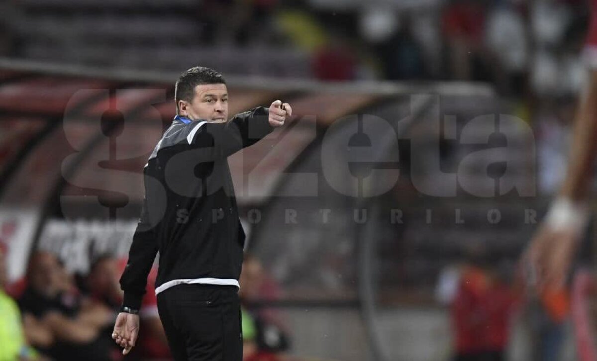FOTO Bratu "mitraliază" Voluntariul cu două schimbări perfecte după pauză » Dinamo, lider provizoriu