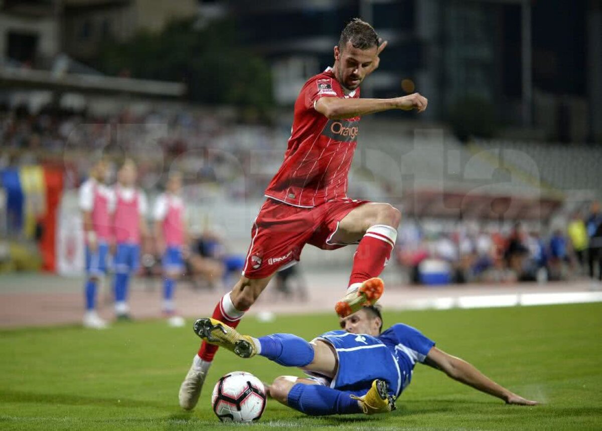 FOTO Bratu "mitraliază" Voluntariul cu două schimbări perfecte după pauză » Dinamo, lider provizoriu