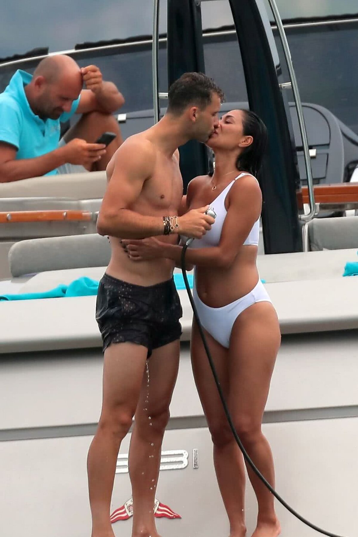 VIDEO + FOTO Imagini incendiare cu Dimitrov și Nicole Scherzinger » Ce au făcut cei doi pe yacht în Saint Tropez