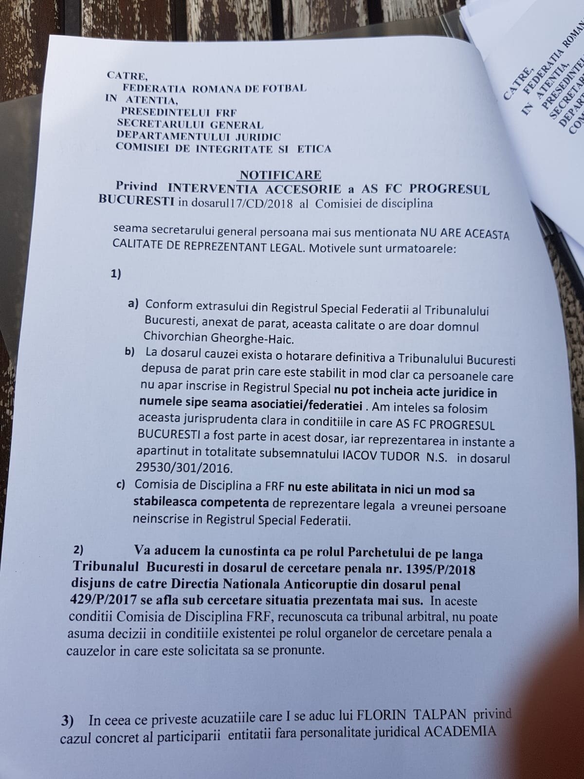 CSA STEAUA // FOTO Probleme pentru Talpan » A fost așteptat de ultrașii rapidiști la intrarea în complexul "Lia Manoliu"