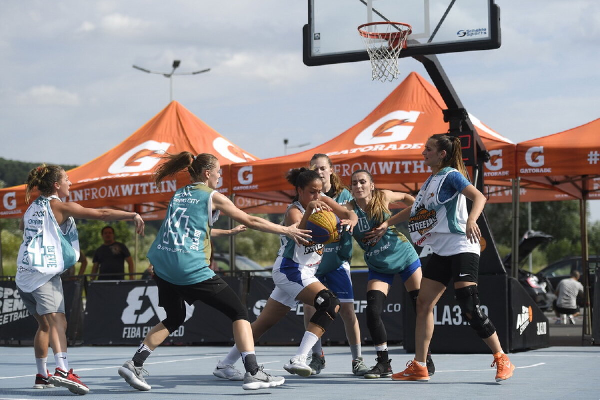 GALERIE FOTO » Luminița Huțupan s-a apucat de baschet și-a făcut spectacol la Râmnicu Vâlcea Streetball