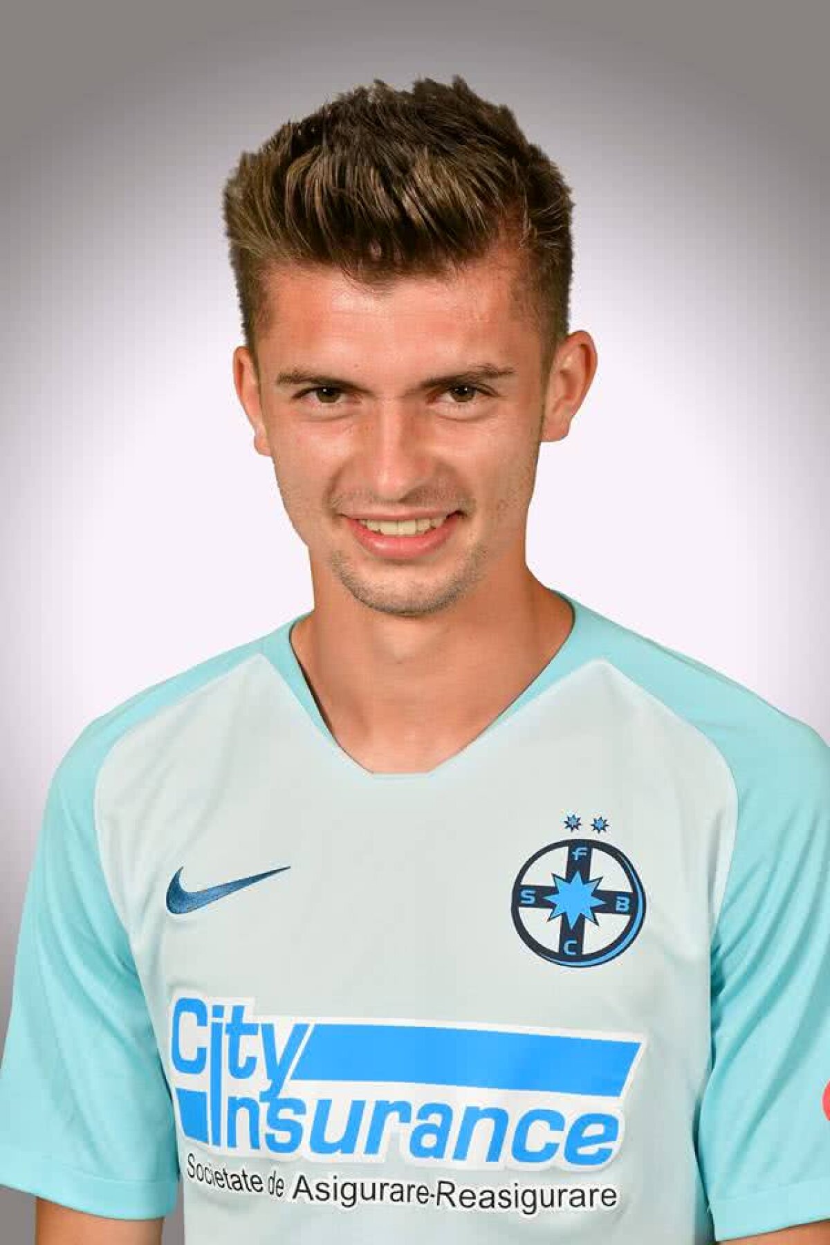 GALERIE FOTO Care Derby de România?! FCSB și-a prezentat echipamentele de deplasare, pe care le va purta cu Dinamo, deși evoluează acasă!