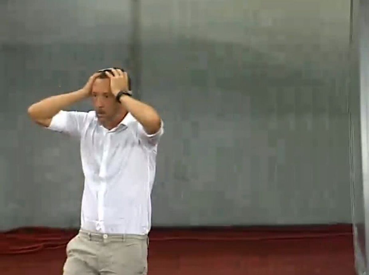 FCSB - DINAMO // FOTO Lui MM nu i-a venit să creadă! Reacție SAVUROASĂ la gafa uriașă a lui Penedo