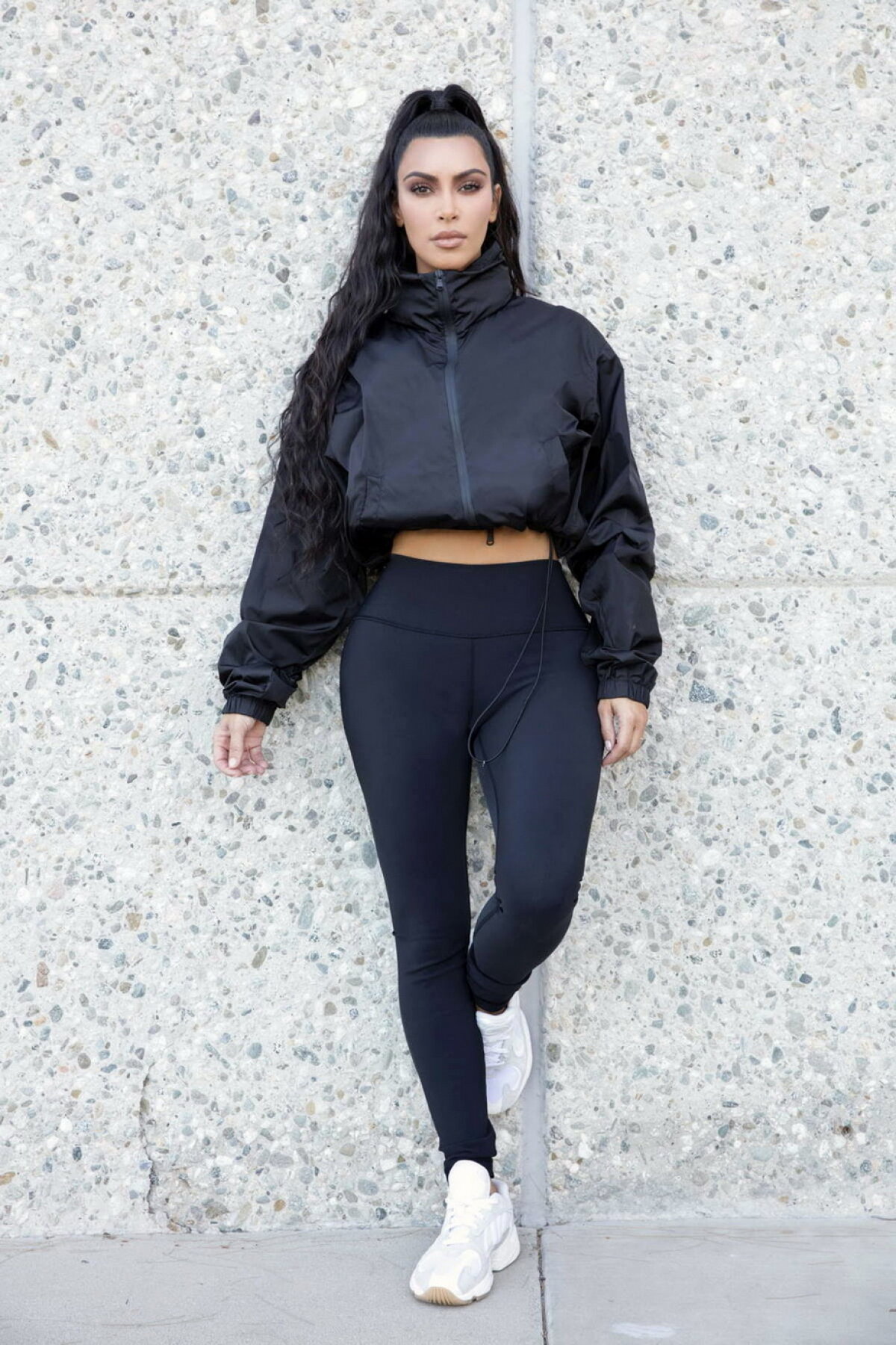 GALERIE FOTO Kim Kardashian, regina supremă a fotografiilor sexy