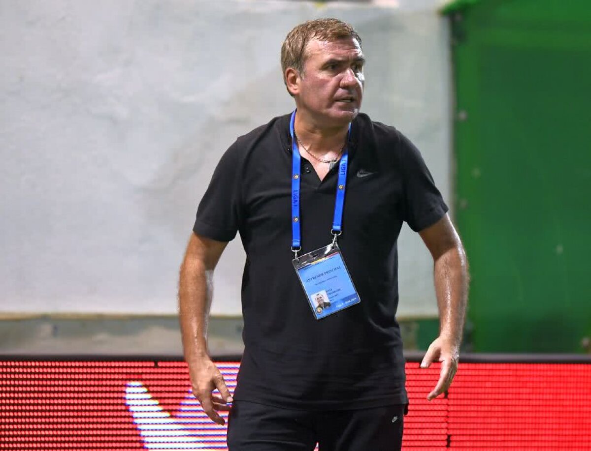 CHIAJNA - VIITORUL // FOTO Hagi a fost eliminat! Reproșuri către asistent: "Ce face ăsta, mă?"