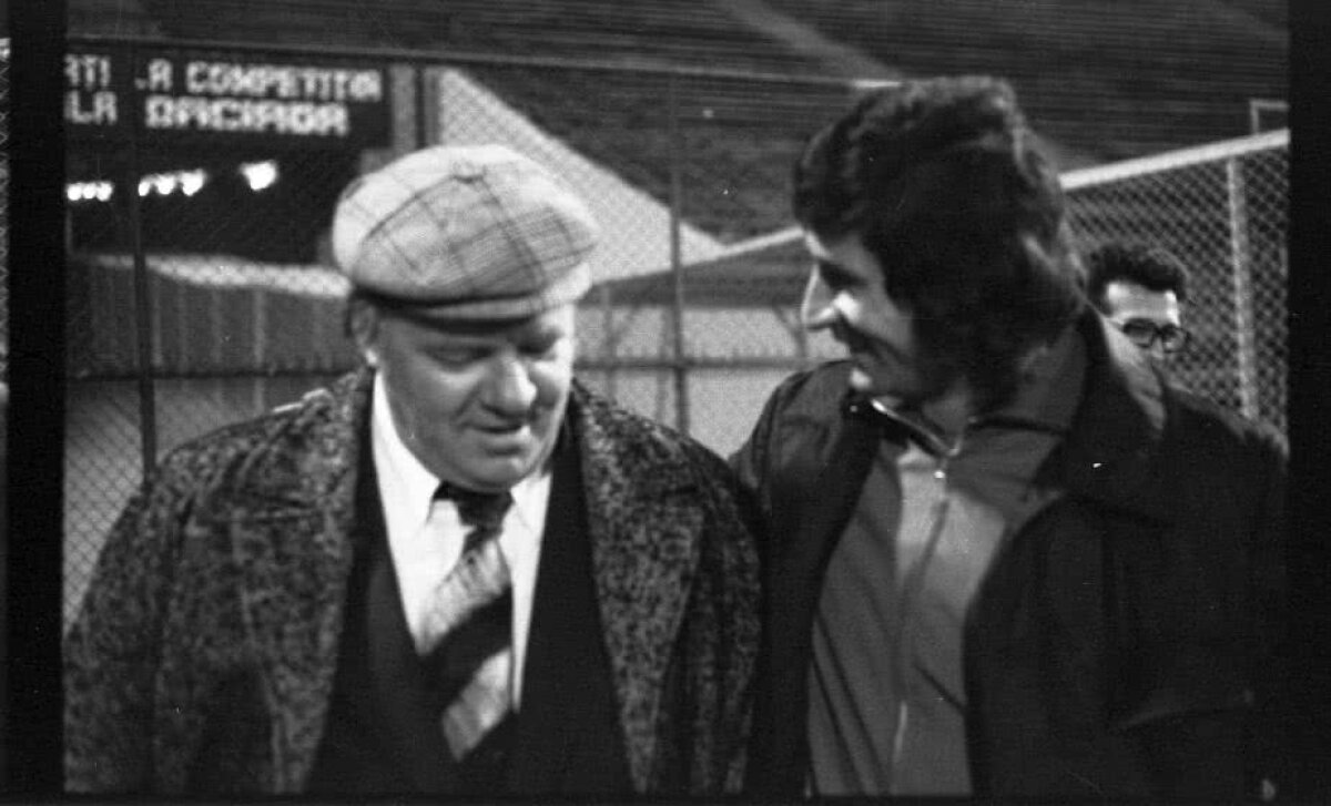 FOTO La mulți ani, "Mister"! 11 imagini memorabile cu Cornel Dinu: îmbrăcat în șpilhozen în pruncie, motociclist de ocazie la Guadalajara + întâlnirea cu "Pantera Neagră" Eusebio