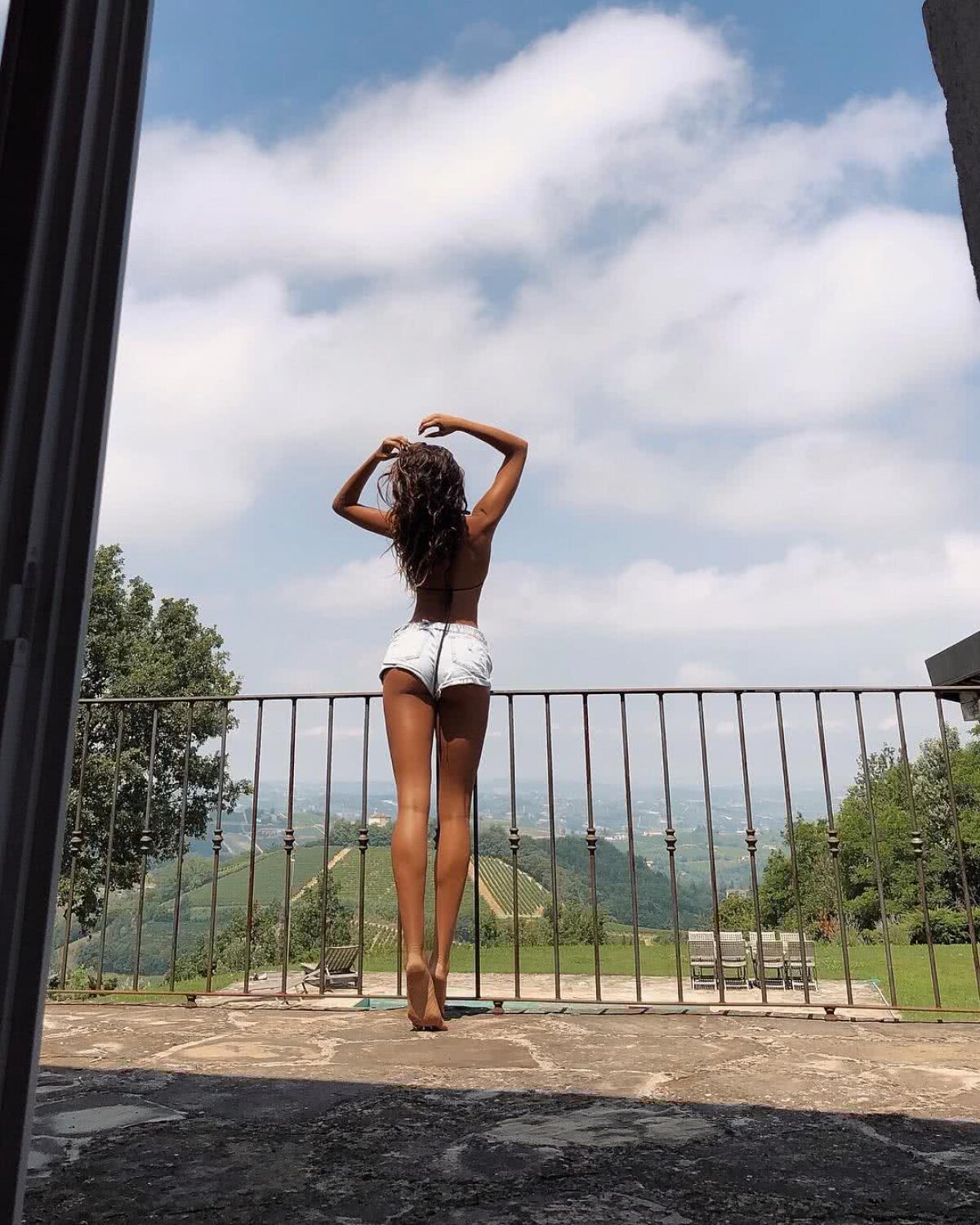 FOTO HOT L-a cucerit pe Bendtner » Un SUPERMODEL danez este noua iubită a ”Lordului”