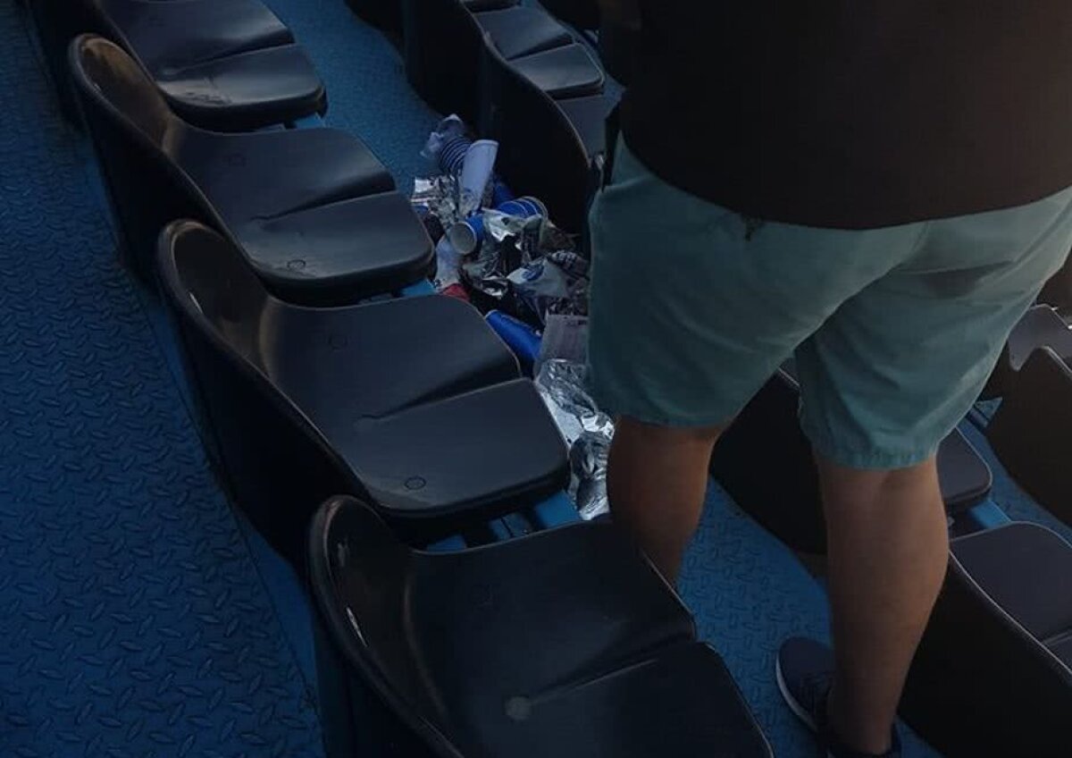 GALERIE FOTO Au luat exemplu de la japonezi » Gestul fantastic al fanilor lui SSC Farul, la finalul meciului jucat pe stadionul lui Gică Hagi