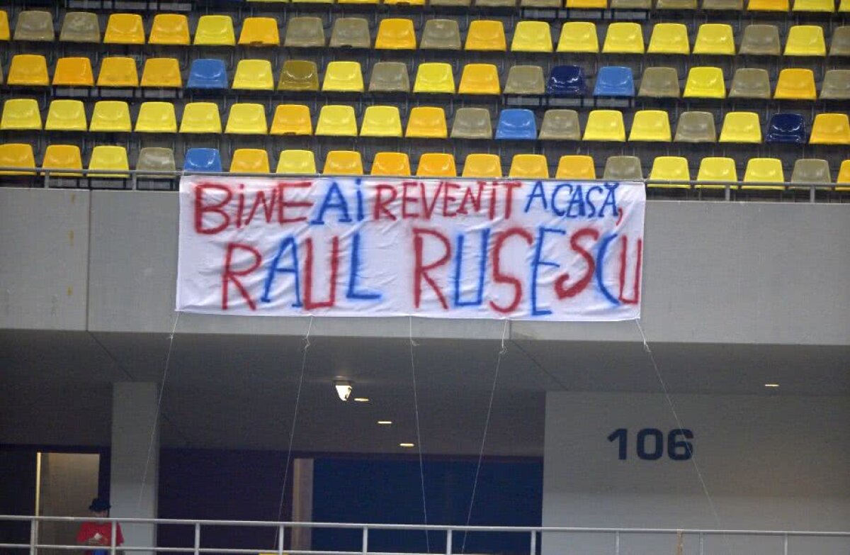 FCSB - POLI IAȘI 4-0 // GALERIE FOTO 4 lucruri remarcate la FCSB - Poli Iași » Cui i-a dedicat Gnohere golurile + Mesaj pentru Rusescu într-o atmosferă dezolantă