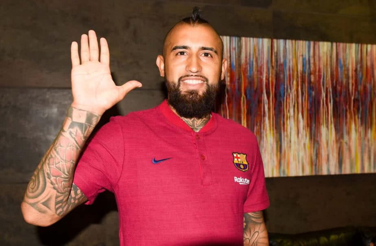 VIDEO + FOTO Arturo Vidal, noul războinic al Barcelonei! Declarații tari la sosirea în Spania: ”Îmi dau viața pe teren”