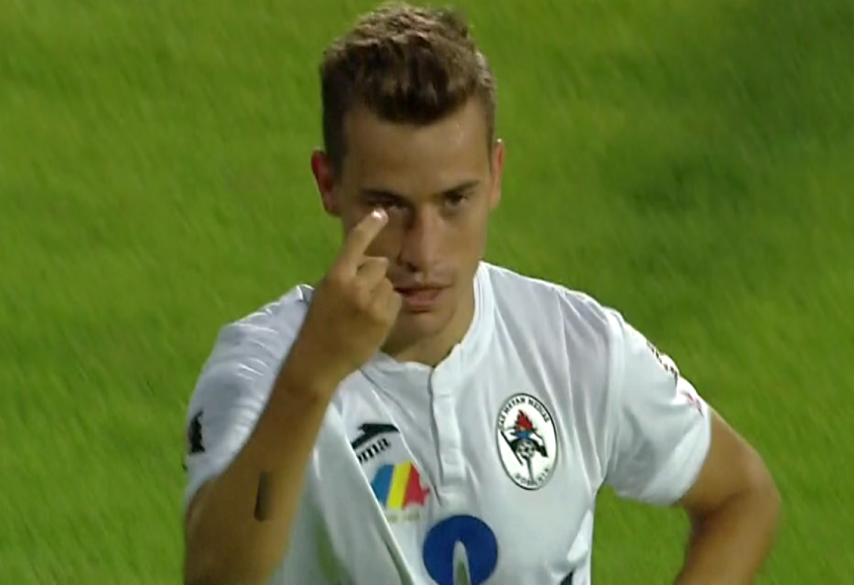 FOTO Preluare cu dreptul, gol cu stângul! Cine e jucătorul dorit de FCSB, care a marcat în poarta lui Dinamo și cui i-a dedicat reușita: "Lovește cu ambele picioare"