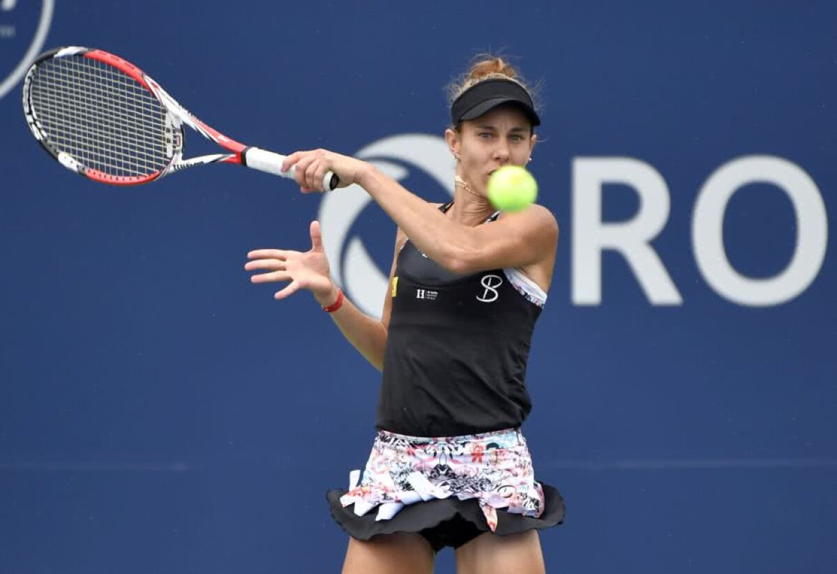 MIHAELA BUZĂRNESCU - ELINA SVITOLINA. Momente ȘOCANTE! Buzărnescu la pământ, plânge și urlă de durere! Imagini incredibile: Elina Svitolina a venit de urgență cu gheață! Doctorii au intervenit de 5 minute și jucătoarea noastră nu se poate ridica