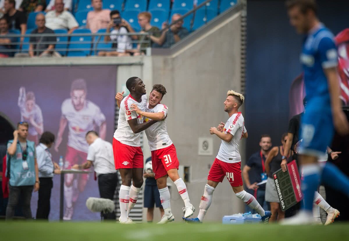 LEIPZIG - U CRAIOVA 3-1 // VIDEO+FOTO Craiova marchează în prelungiri și păstrează speranțe teoretice pentru calificare » Echipele românești sunt însă fără victorie în fața nemților din 2006!