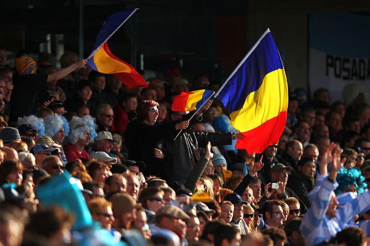 GALERIE FOTO Asta e Diaspora! Românii din străinătate împânzesc tribunele când evoluează jucătorii noștri: 10 imagini expresive