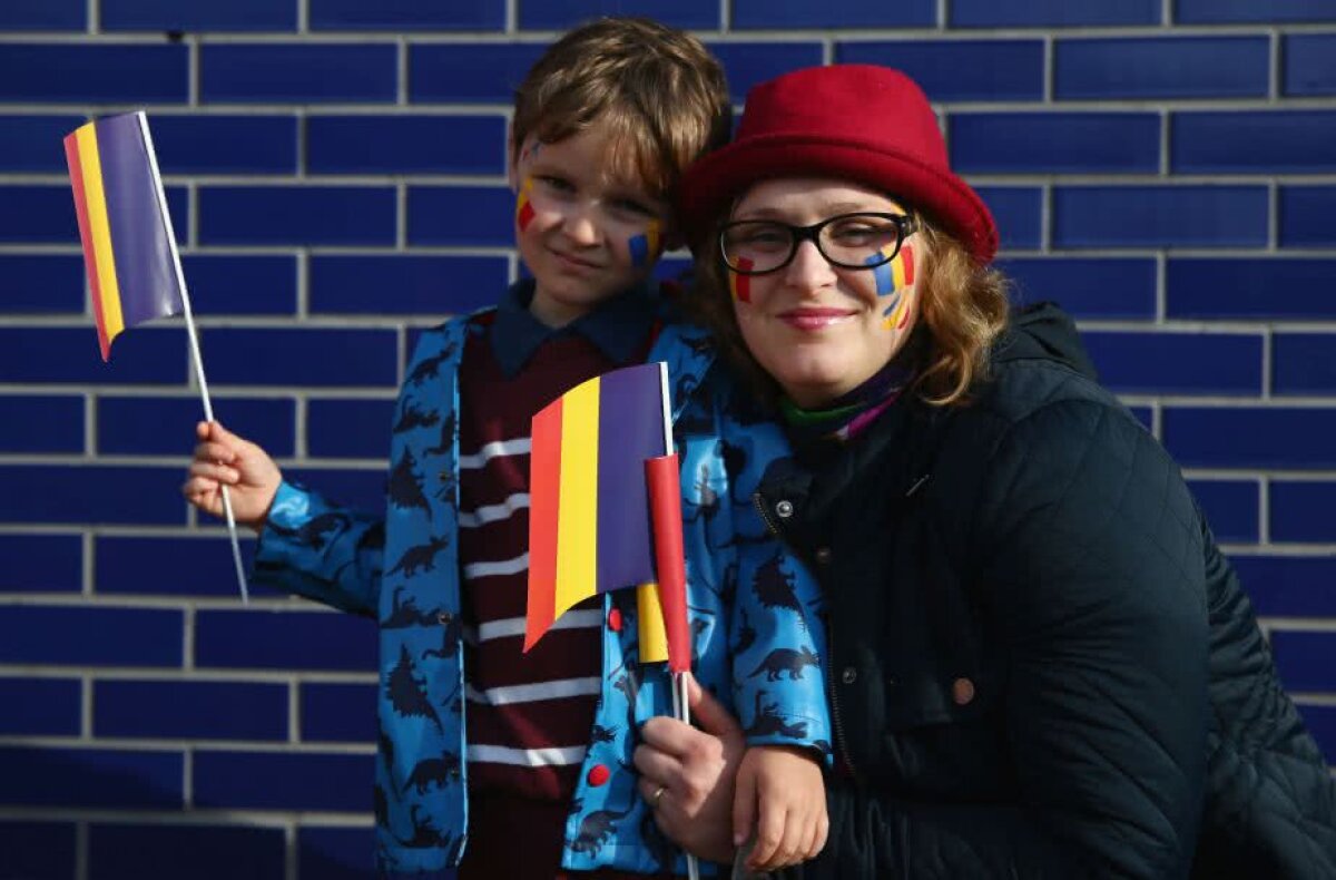 GALERIE FOTO Asta e Diaspora! Românii din străinătate împânzesc tribunele când evoluează jucătorii noștri: 10 imagini expresive