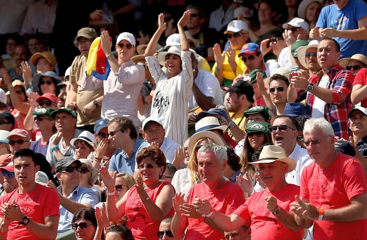 GALERIE FOTO Asta e Diaspora! Românii din străinătate împânzesc tribunele când evoluează jucătorii noștri: 10 imagini expresive