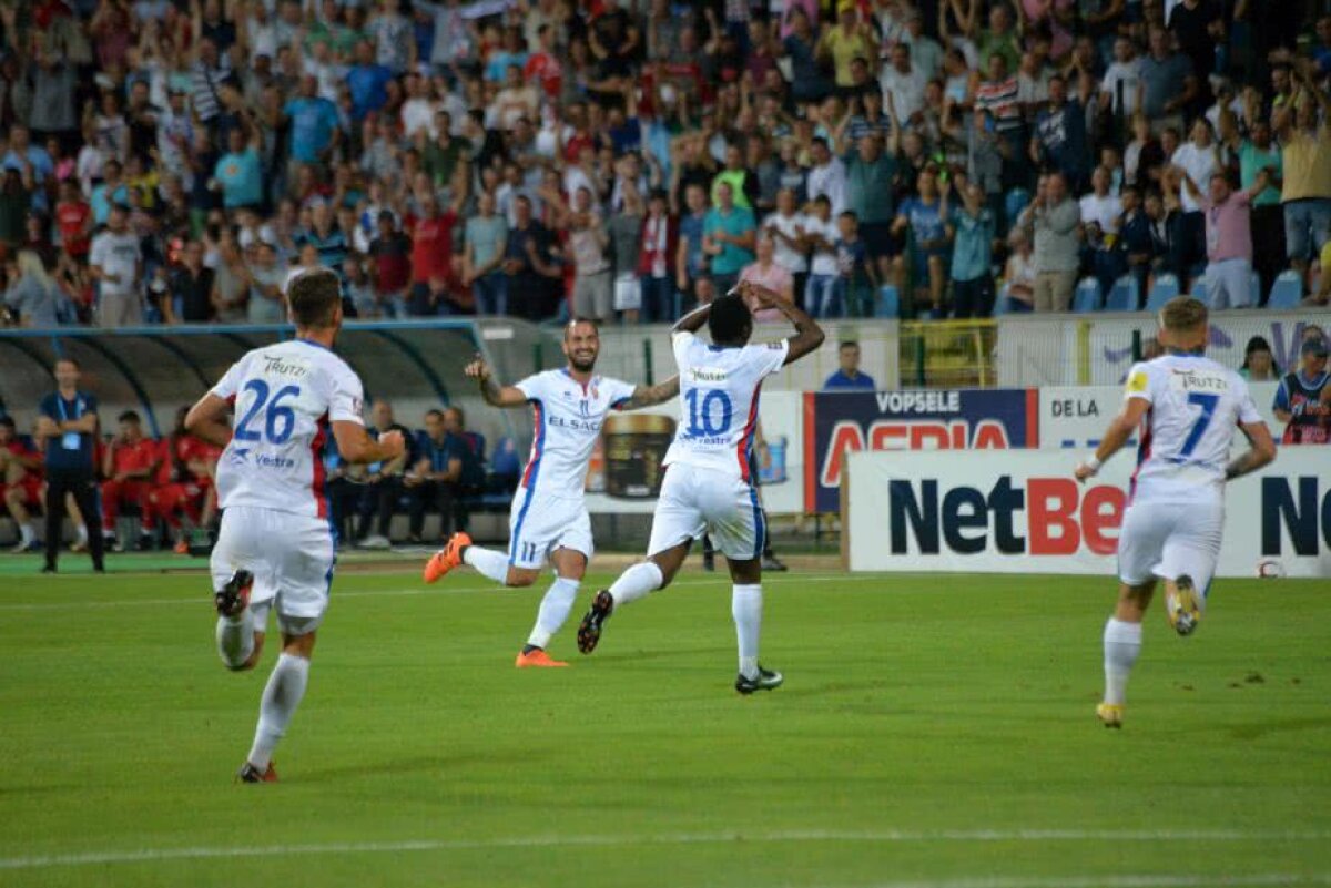FOTO Da, e fotbalist! Titularizat în premieră în Liga 1, Ongenda, ex-PSG, s-a distrat cu apărarea Astrei în prima repriză