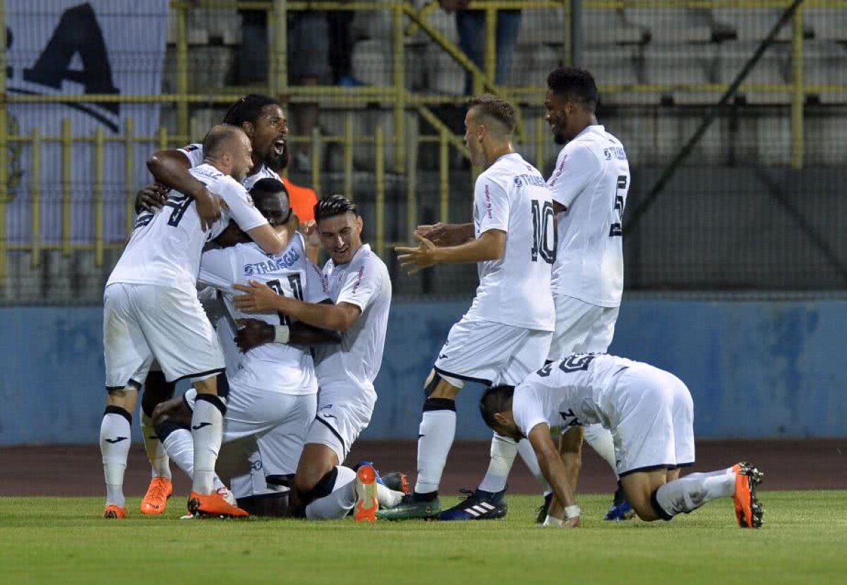 GAZ METAN - FCSB 1-3. GALERIE FOTO Recuperatorul » Introdus la pauză, Gnohere fost eroul remontadei FCSB-ului la Mediaș!