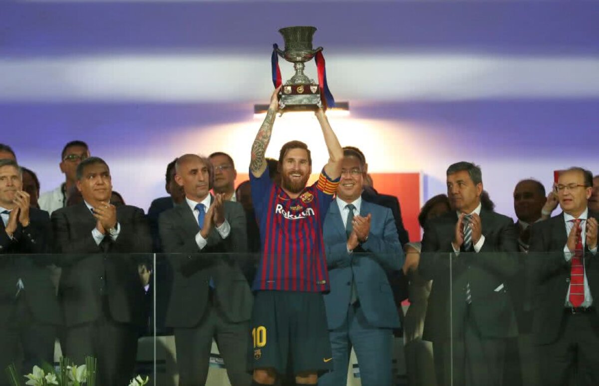 VIDEO + FOTO Barcelona a câștigat cu emoții Supercupa Spaniei, 2-1 cu Sevilla » Supergol marcat de Dembele, penalty ratat de andaluzi în minutul 90 + record stabilit de Leo Messi
